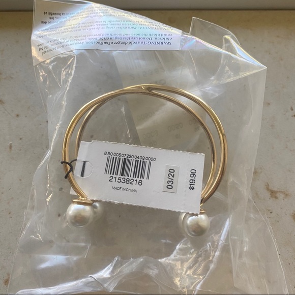 Express Pearl & Metal bracelet - Picture 2 of 3